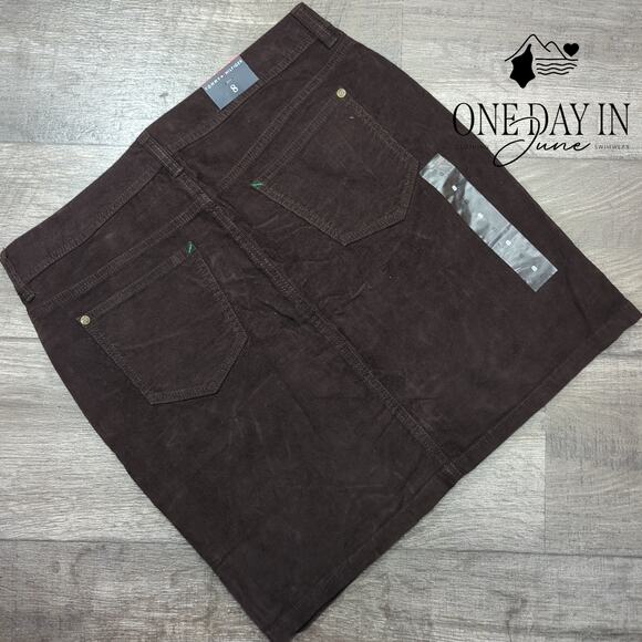 Tommy Hilfiger Corduroy Mini Skirt Size 8 - Picture 6 of 6